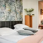 Bryza Frühstückspension 3*