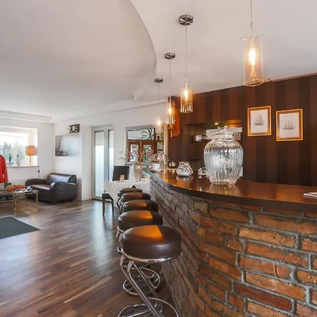 Bed and Breakfast Bryza 3*