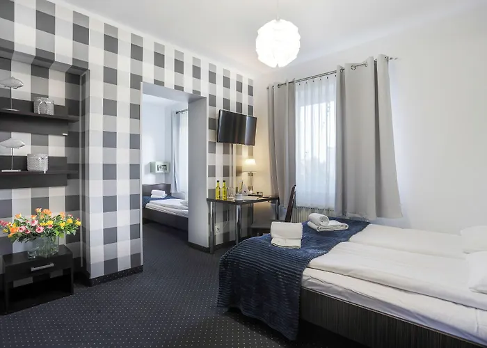 薇拉布里扎酒店